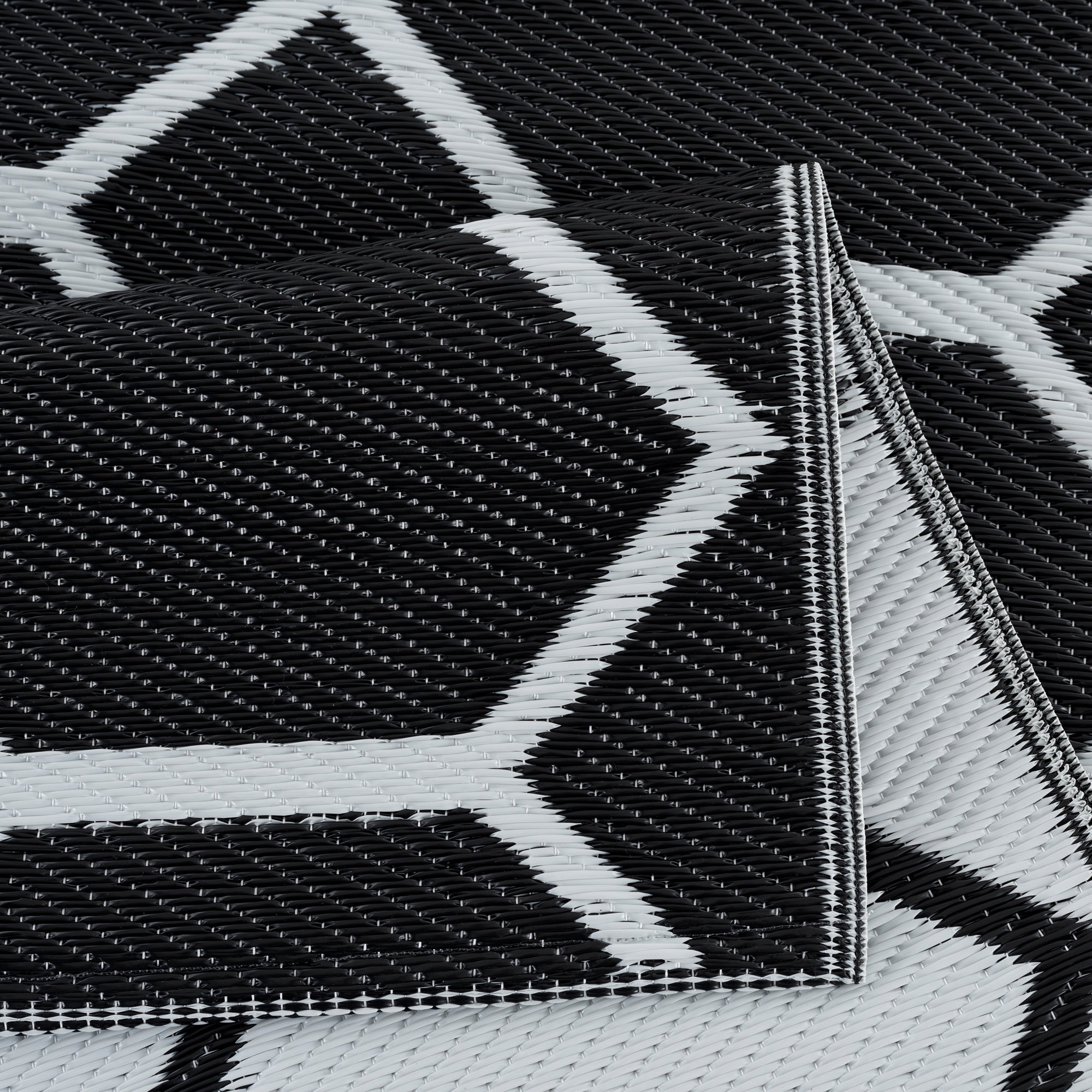 Miami Black White