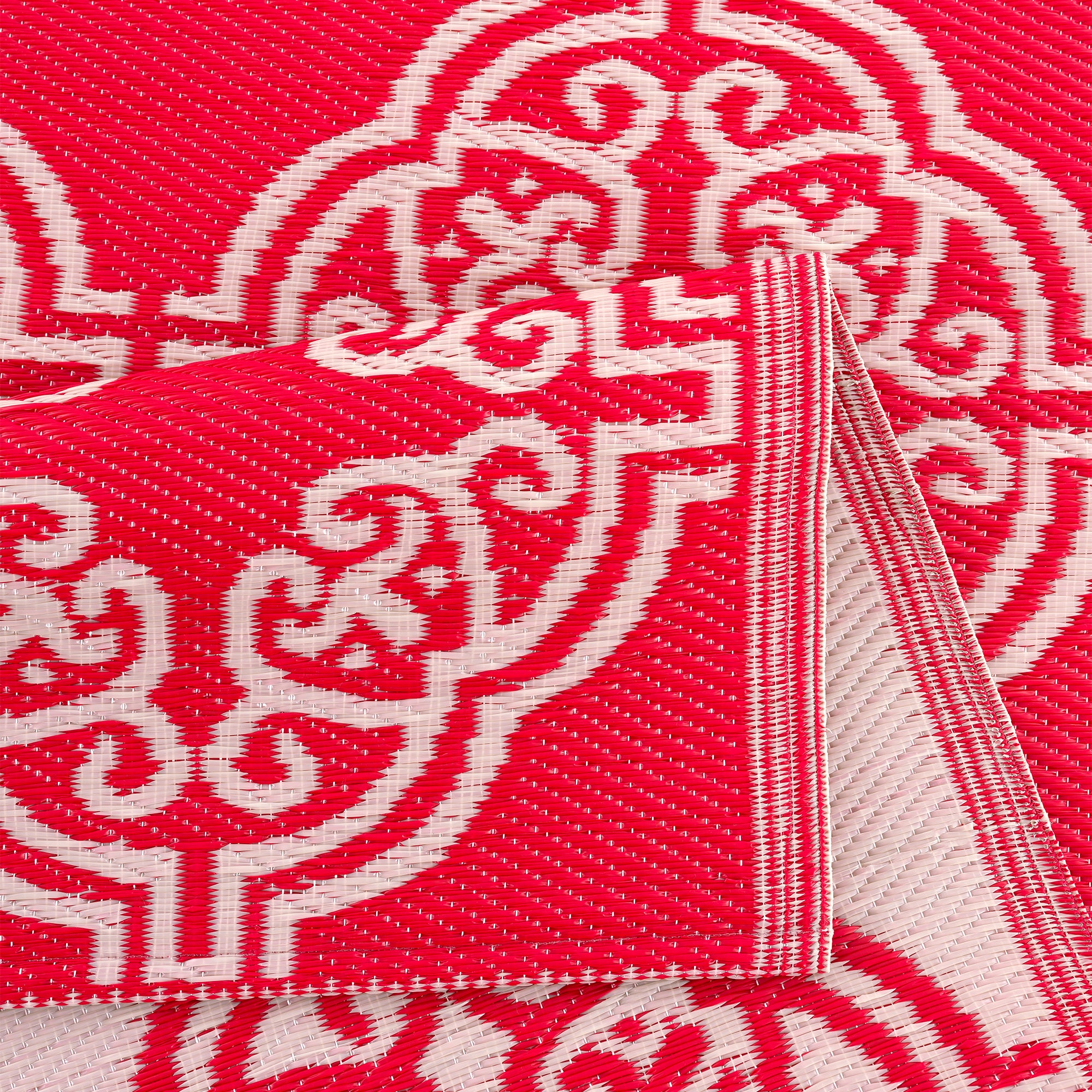 Marrakech Red White